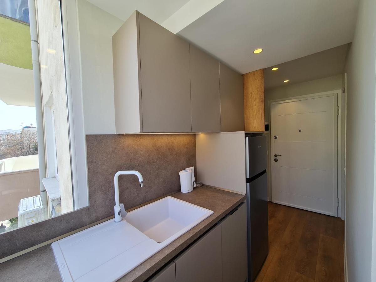 Adore - Modern Studio Тирана Экстерьер фото